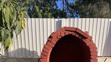 Enceinte de lâhĂ©bergement