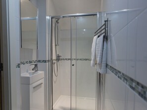 Hair dryer, towels - Superb space in the idyllic village of Loppington - Pass the keys (Shrewsbury)