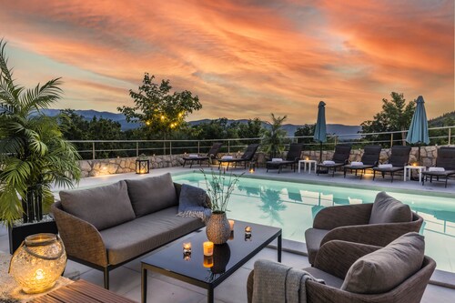 Villa Vinko rustic design Villa on superb location