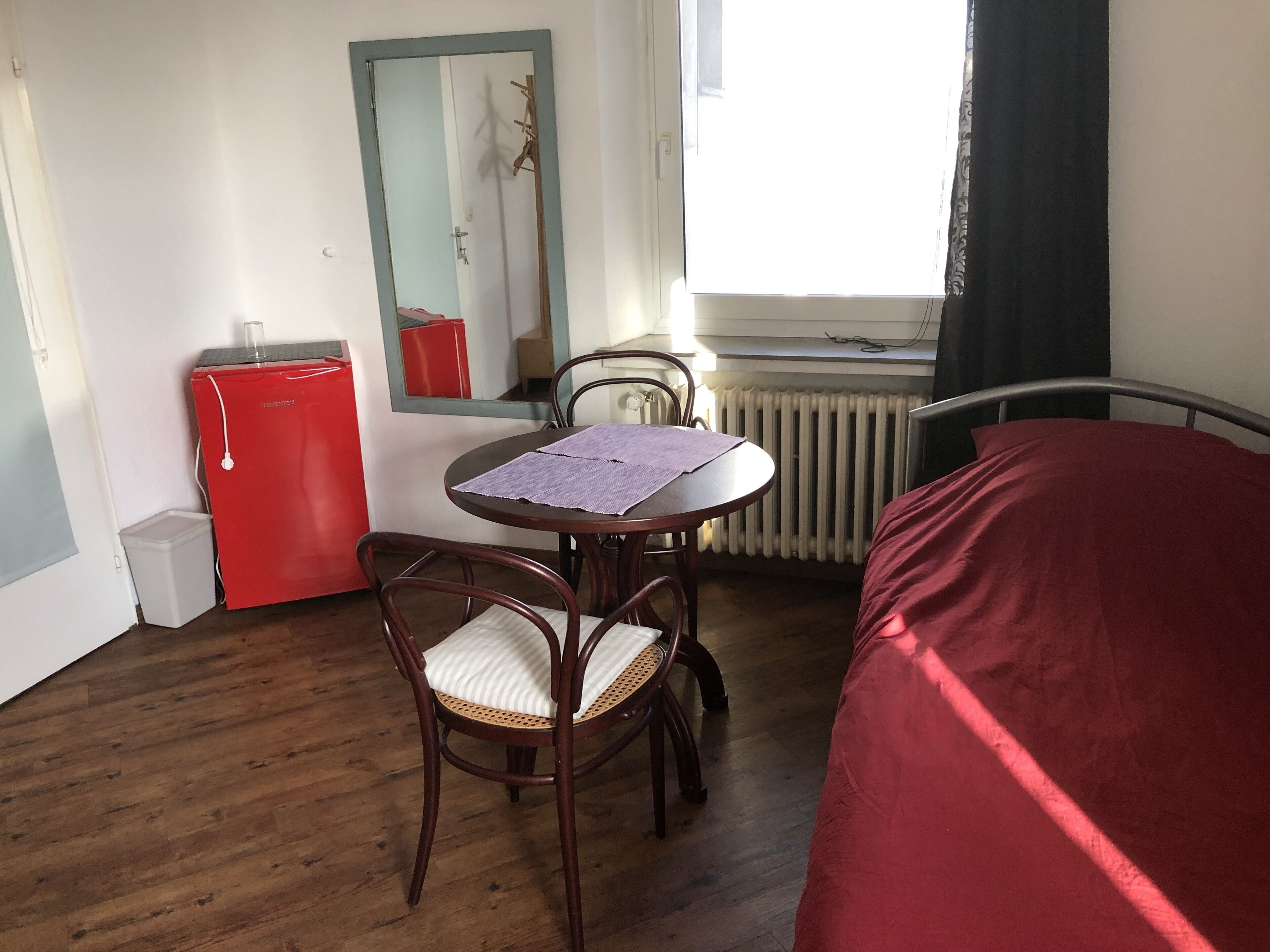 1 間睡房、書桌、熨斗/熨衫板、免費 Wi-Fi