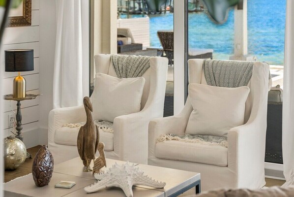 TV, fireplace - Waterfront Sunsets~ Private Dock ~ Heated pool! (Panama City)