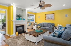TV, computer monitors, printers - This Beautifully Decorated Townhome Awaits (Ocean City)
