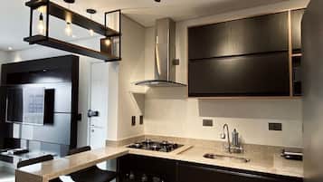 Deluxe Apartment | Private kitchen