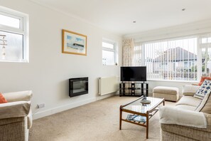Cottage | Living room - Beach Retreat (Bournemouth)