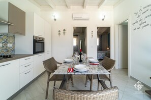 คอมฟอร์ทอพาร์ทเมนท์ | ห้องรับประทานอาหาร