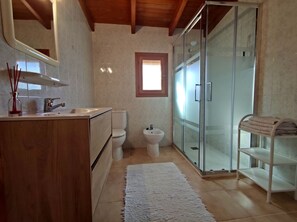 Douche, bidet