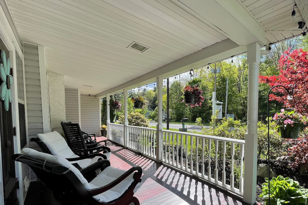 The Frogtown Inn