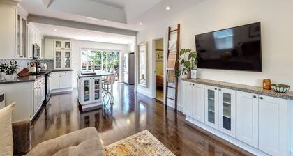 NEW Surfrider Bungalow - walk to downtown and the beach!