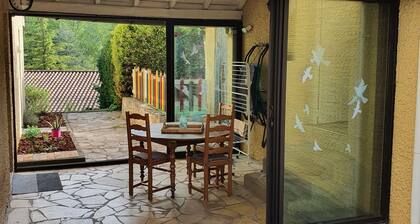 Maison Familiale, Sud Aveyron Ă 5minutes de St Rome de Tarn plage