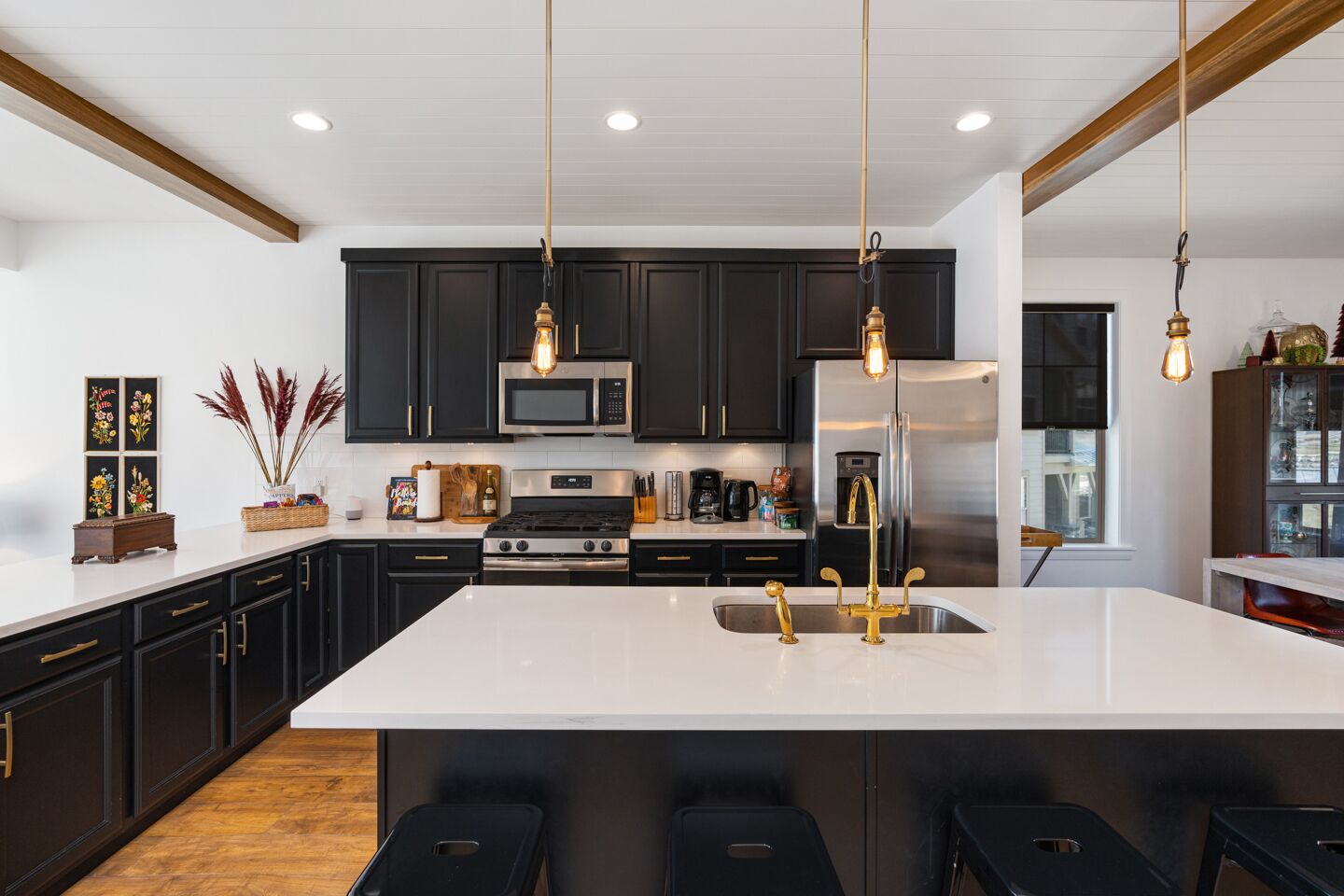 Stunning Modern townhome minutes from Park City!