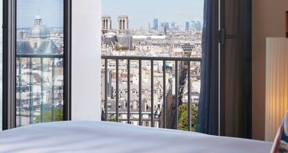 SO/ Paris Hotel