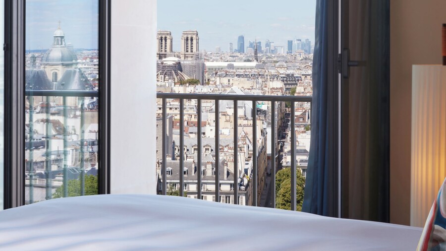 SO/ Paris Hotel