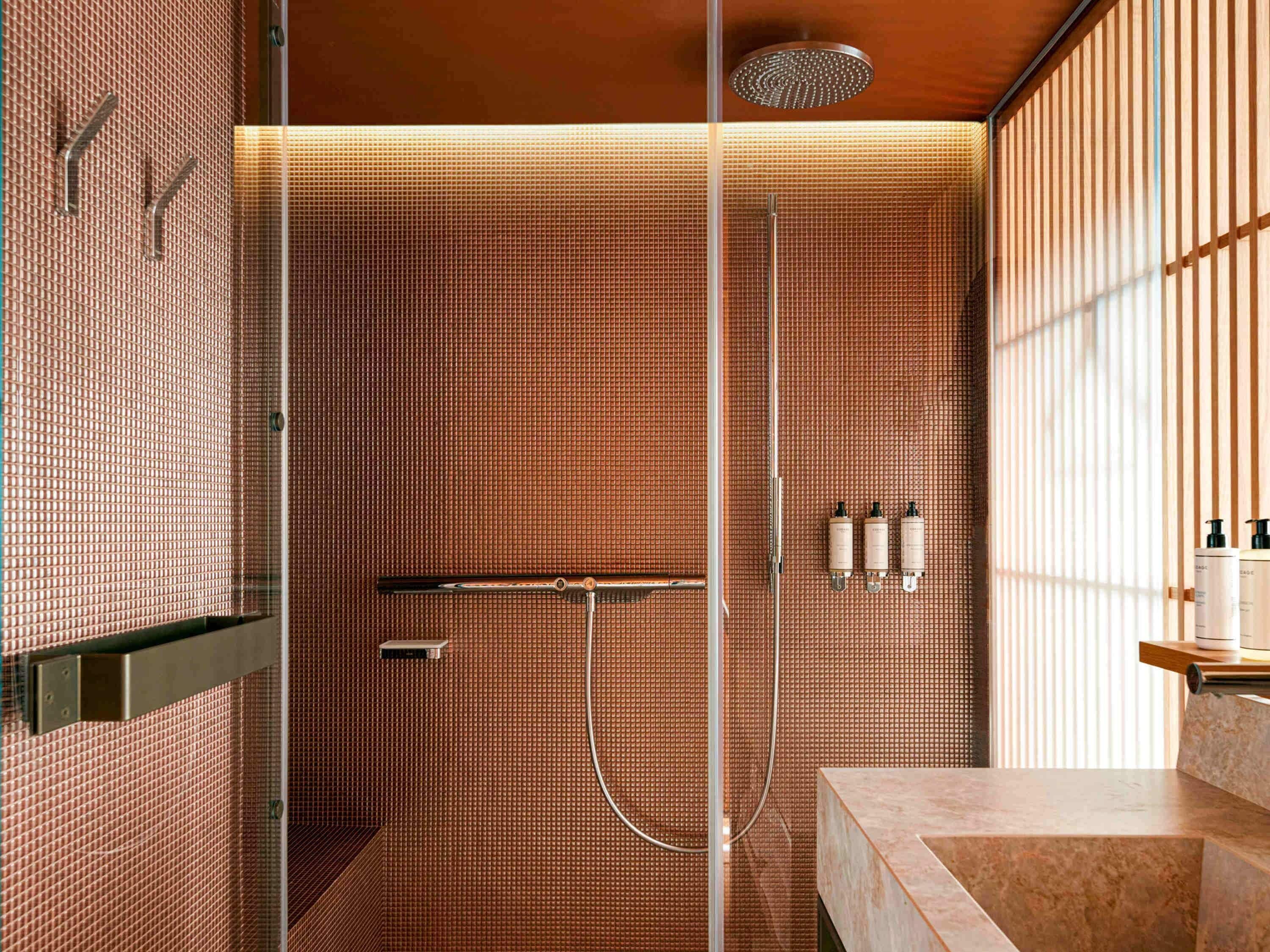 Sängtillbehör av högsta kvalitet, duntäcken och bäddmadrasser