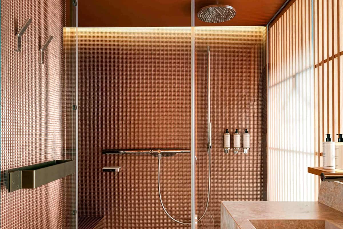 Premium bedding, down duvets, pillow-top beds, free minibar items