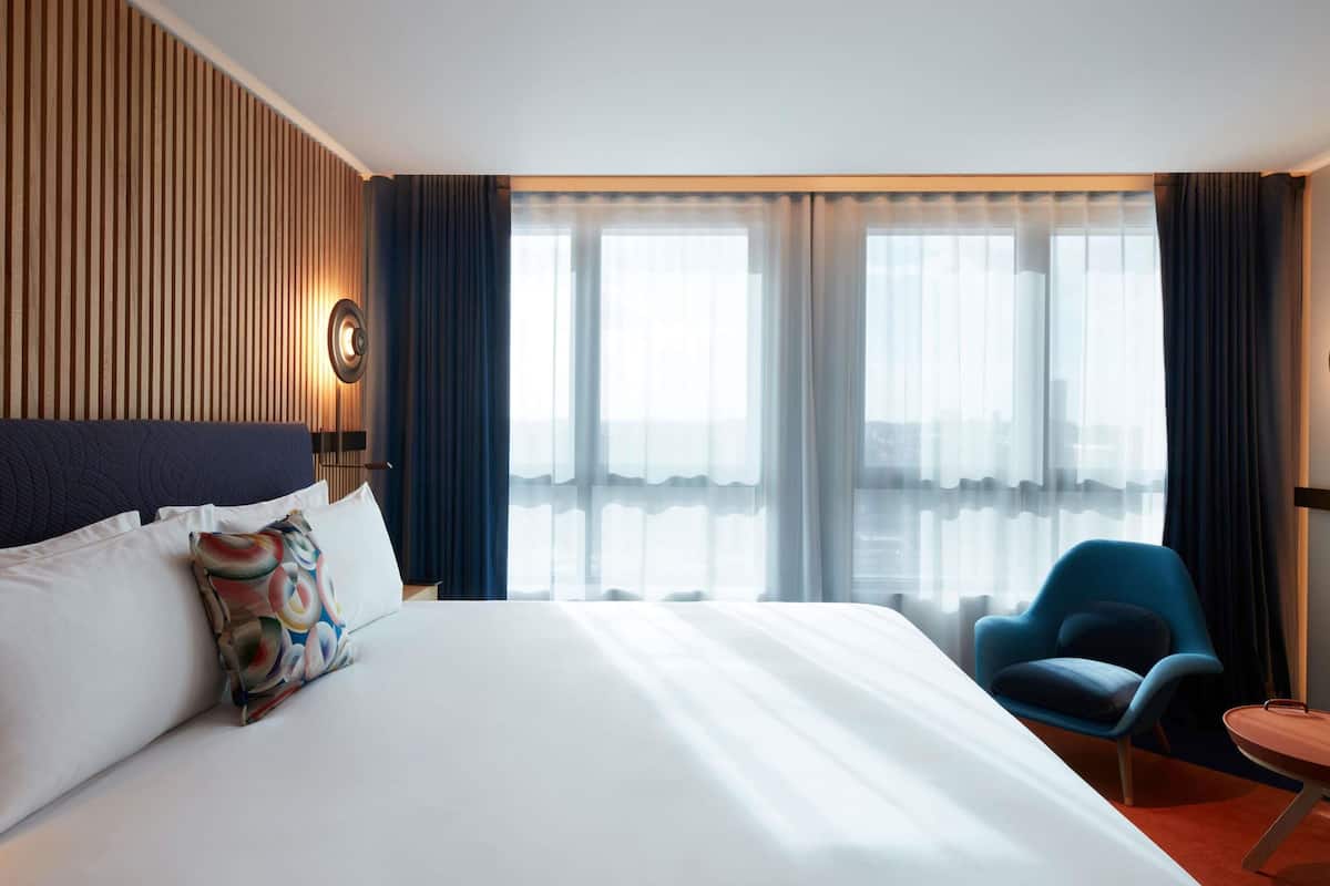 COLLECTION KING, 1 King, Courtyard view