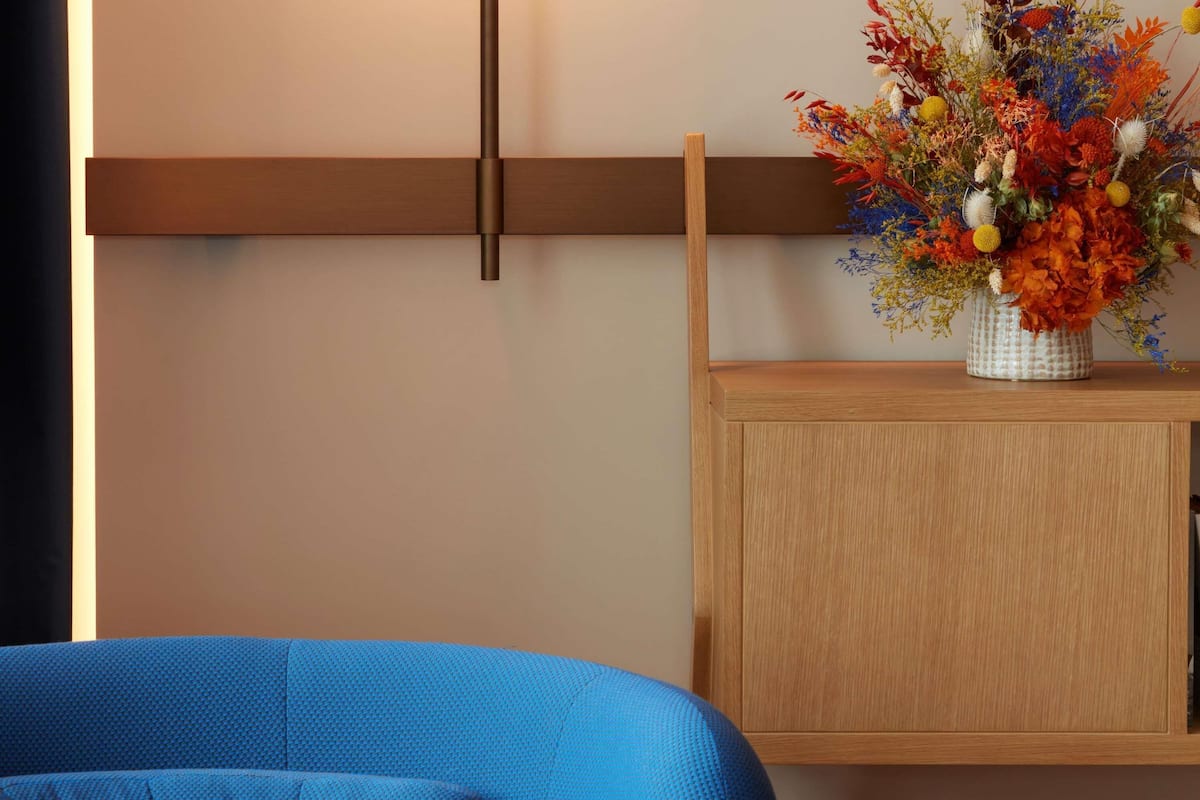 Premium bedding, down duvets, pillow-top beds, free minibar items