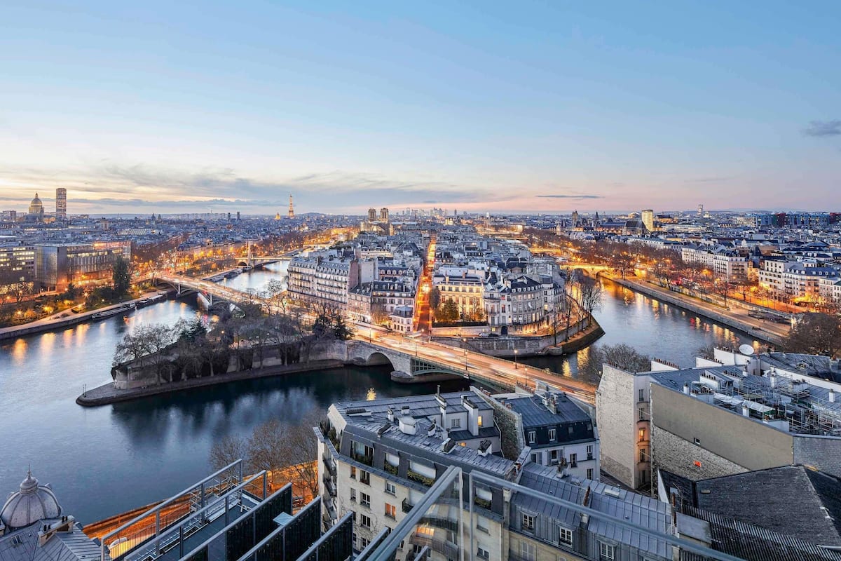 Suite, 2 Bedrooms, Balcony