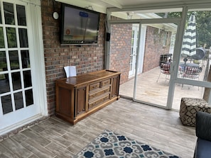 Terrace/patio - Urban Lake House (Atlanta)