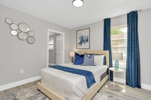 4 室のベッドルーム、WiFi