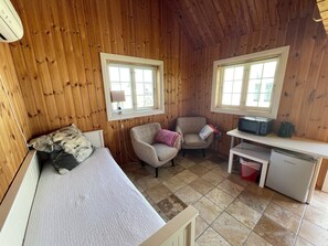 1 bedroom, free WiFi, bed sheets, wheelchair access
