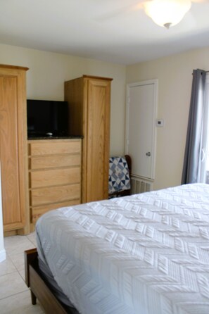 1 habitación, wifi y ropa de cama