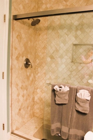 Bathtub