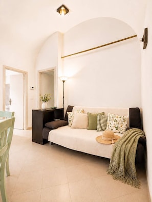 Smart TV - Old Virginia house, charm with garden and sea (Cervo)
