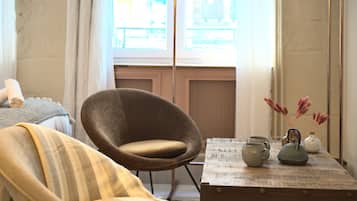 Căn hộ Cao cấp, có phòng tắm riêng | 1 phòng ngủ