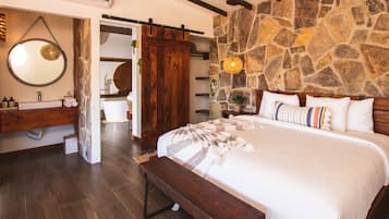 Luxury-Zimmer | Minibar, Verdunkelungsvorhänge, Bügeleisen/Bügelbrett, kostenloses WLAN