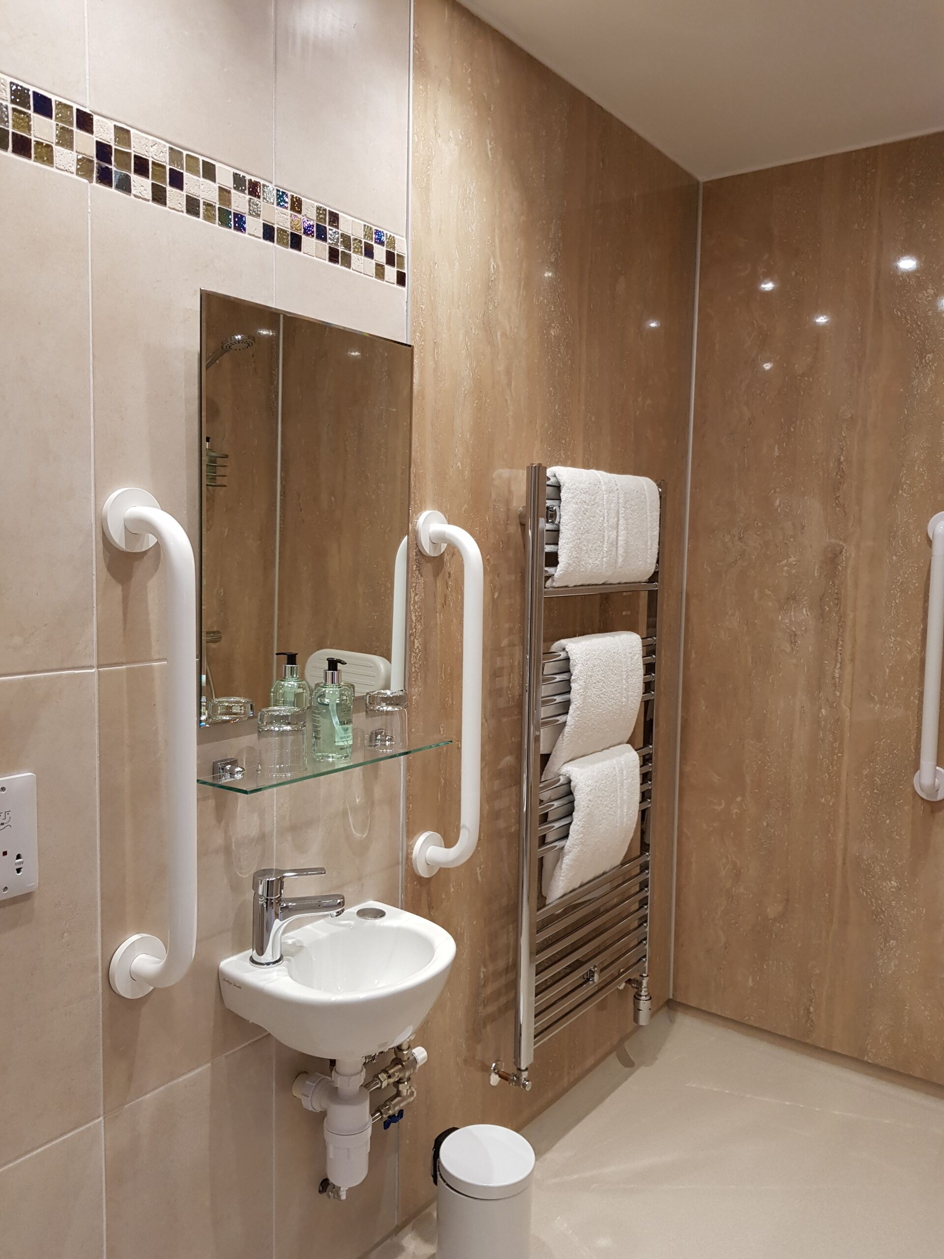 standard double room, accessible, ensuite (limited mobility) | bathroom