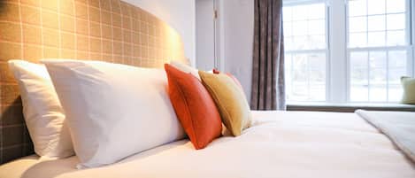Superior Double Room, Ensuite, Sea View | 1 bedroom, free WiFi