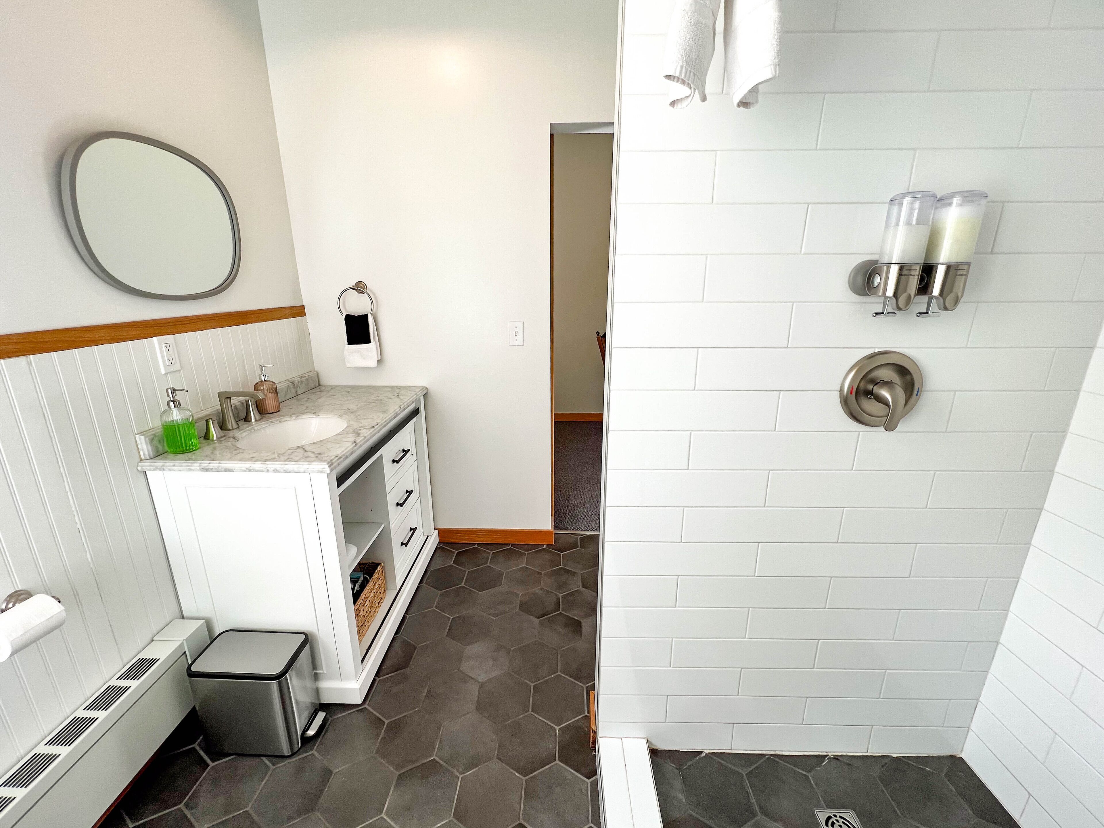 endion station 3 | bathroom shower