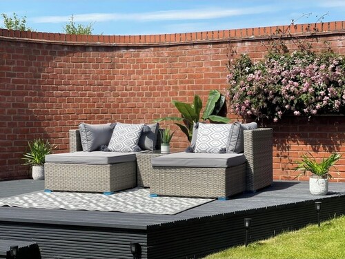 Luxurious escape in contemporary house in Tamworth