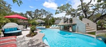 Family Oasis! Heated Pool, Hot Tub, Pickleball
