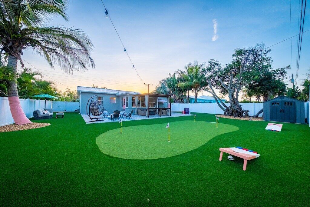 Steps to Beach + Game Room + Putting Green