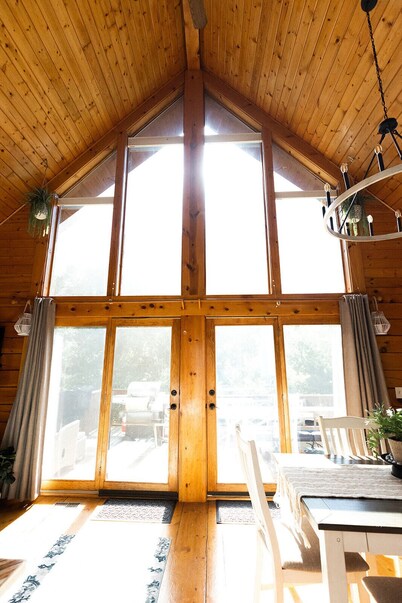 A Frame Cabin Near Multiple Lakes- Coffee Bar- King Bed- Arcade