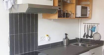 1 - STUDIO in CHARLEVAL