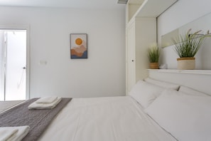 1 chambre, fer et planche à repasser, Wi-Fi gratuit, draps fournis