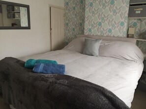 2 Schlafzimmer, Bügeleisen/Bügelbrett, WLAN, Bettwäsche