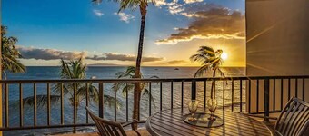 TOP FLOOR PENTHOUSE 12th fl- SEE WHALES from Lanai, nr Kaanapali