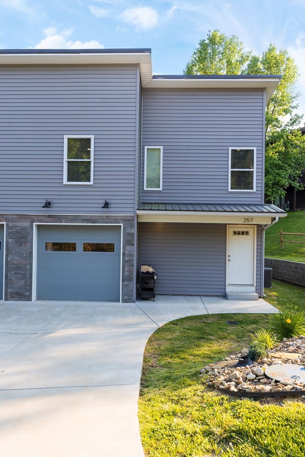 Exterior - Quiet and cozy new townhome minutes from the mall exit. (Barboursville)