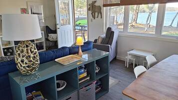 Smart TV, Netflix, streaming services