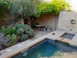 Alberca al aire libre 