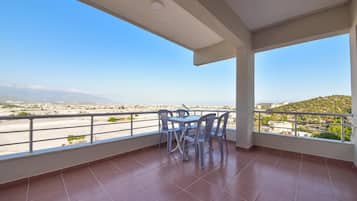 Junior appartement, 1 slaapkamer, niet-roken | Terras