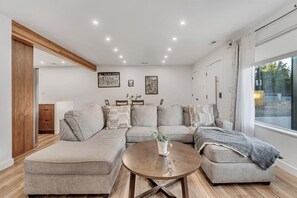 Smart TV, DVD player, books, stereo - New Home Remodel (East Millcreek)