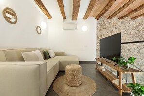 TV - OLA LIVING MACBA 0 (Barcelona)