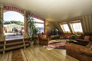 Living area - Ferienwohnung Meerblick - Penthouse, Dachterrasse, Meerblick, Strand (Binz)