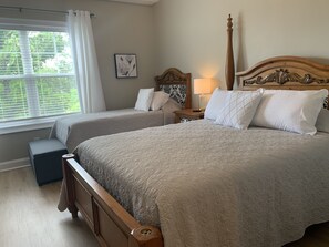 2 bedrooms, desk, free WiFi, bed sheets