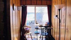 Interior - Lake Side Guest Suite (Hermon)