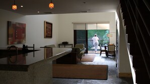 Unclassified image, 5 of 9, button - Wonderfull Loft! Great Pool View. Tranquile stay. (Panama)